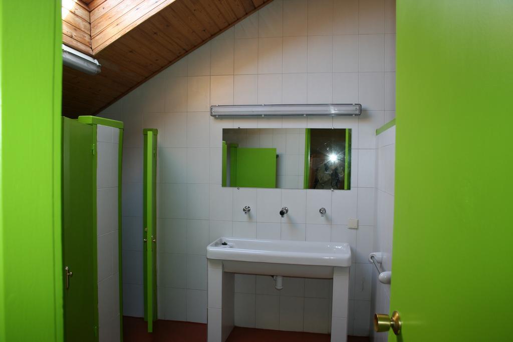 Alberg Escola de Piragüisme de Sort Habitación foto